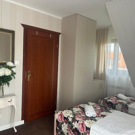 Gosciniec Pod Lipa Apartment มิโคไวกี ภายนอก รูปภาพ